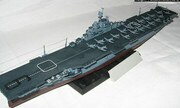 USS Essex (CV-9) 1:700