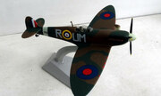 Supermarine Spitfire Mk.IIa LR 1:72