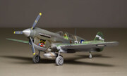 Curtiss P-40N Warhawk 1:72