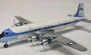 Douglas C-118A 1:144