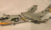 Vought F-8C Crusader 1:48