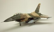 General Dynamics F-16C 1:48