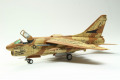 Vought A-7E Corsair II 1:144