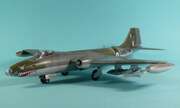 English Electric Canberra PR.9 1:72