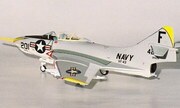 Grumman F9F-8 Cougar 1:72