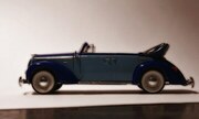 Opel Admiral Cabriolet 1:35